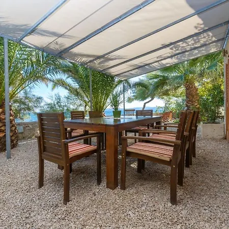 Villa Luxury Beachfront Mare With Private Pool At The - Peljesac Orebić