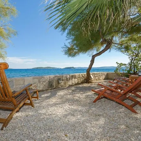 Luxury Beachfront Mare With Private Pool At The - Peljesac Villa Orebić