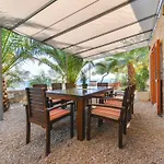 Luxury Beachfront Mare With Private Pool At The - Peljesac أوروبيتش