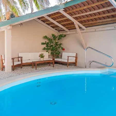 Villa Luxury Beachfront Mare With Private Pool At The - Peljesac *