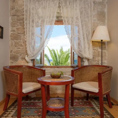 Luxury Beachfront Mare With Private Pool At The - Peljesac Orebic