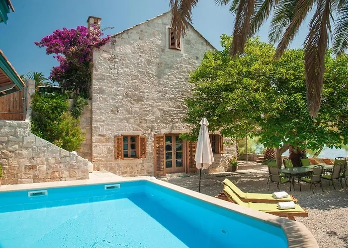Luxury Beachfront Mare With Private Pool At The - Peljesac