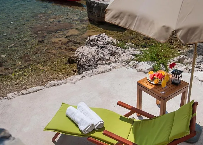 Villa Luxury Beachfront Mare With Private Pool At The - Peljesac Orebić