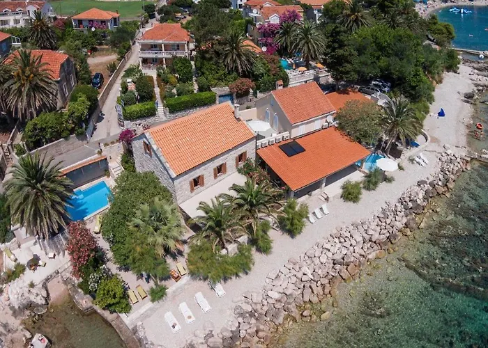 Luxury Beachfront Mare With Private Pool At The - Peljesac Villa *