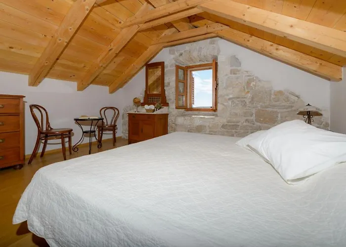 Villa Luxury Beachfront Mare With Private Pool At The - Peljesac