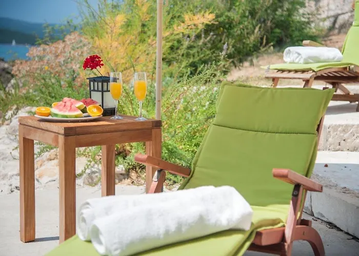 Villa Luxury Beachfront Mare With Private Pool At The - Peljesac