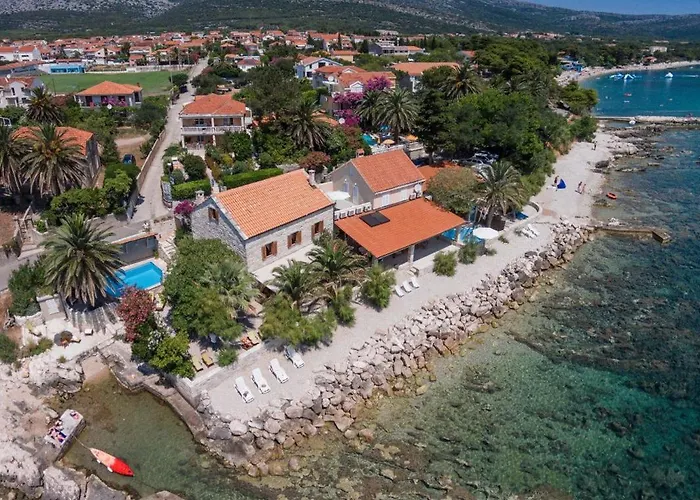 Luxury Beachfront Mare With Private Pool At The - Peljesac *