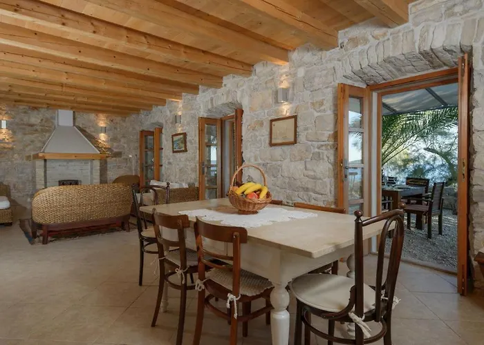 Luxury Beachfront Mare With Private Pool At The - Peljesac