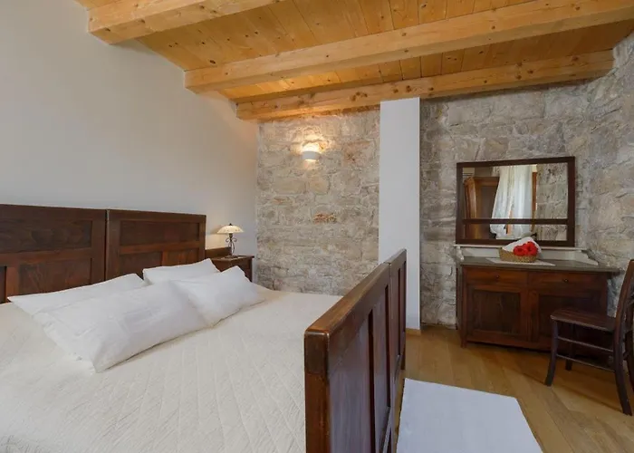 Villa Luxury Beachfront Mare With Private Pool At The - Peljesac