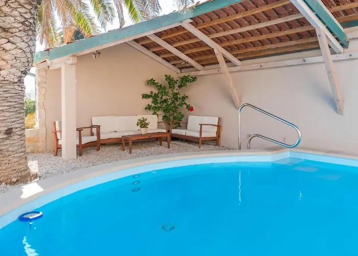 Villa Luxury Beachfront Mare With Private Pool At The - Peljesac *