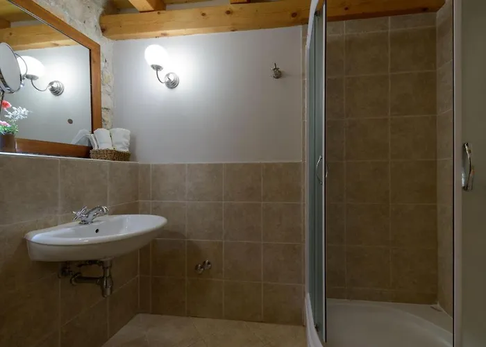 Luxury Beachfront Mare With Private Pool At The - Peljesac