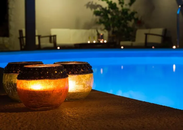 Villa Luxury Beachfront Mare With Private Pool At The - Peljesac *