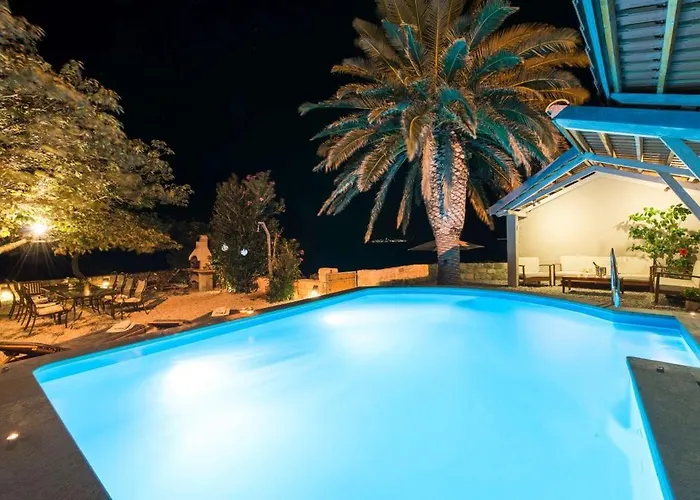 Villa Luxury Beachfront Mare With Private Pool At The - Peljesac